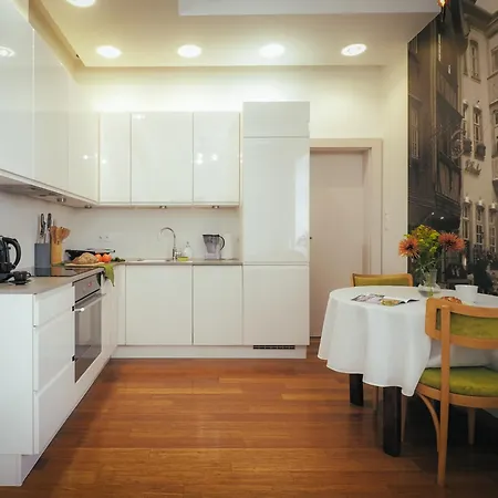 Enjoy Apartment *
